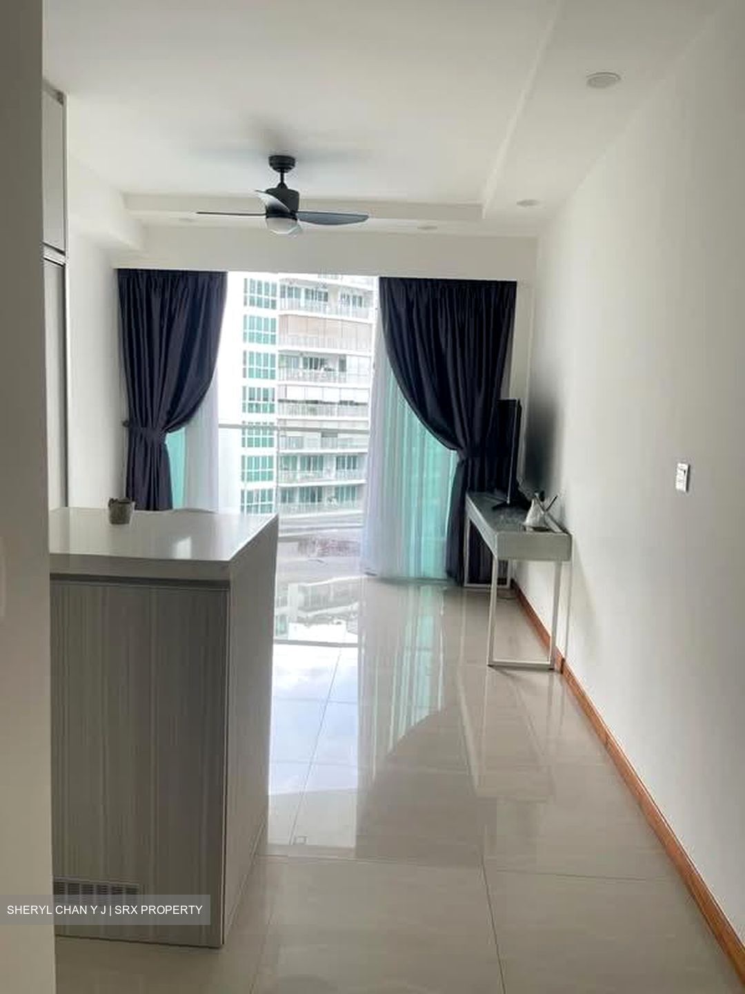 1 Canberra (D27), Condominium #574093181